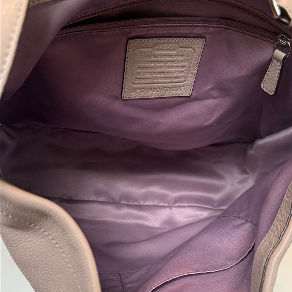 Coach Light Gray Pebble Leather Hobo Shoulder Bag - Picture 9 of 10
